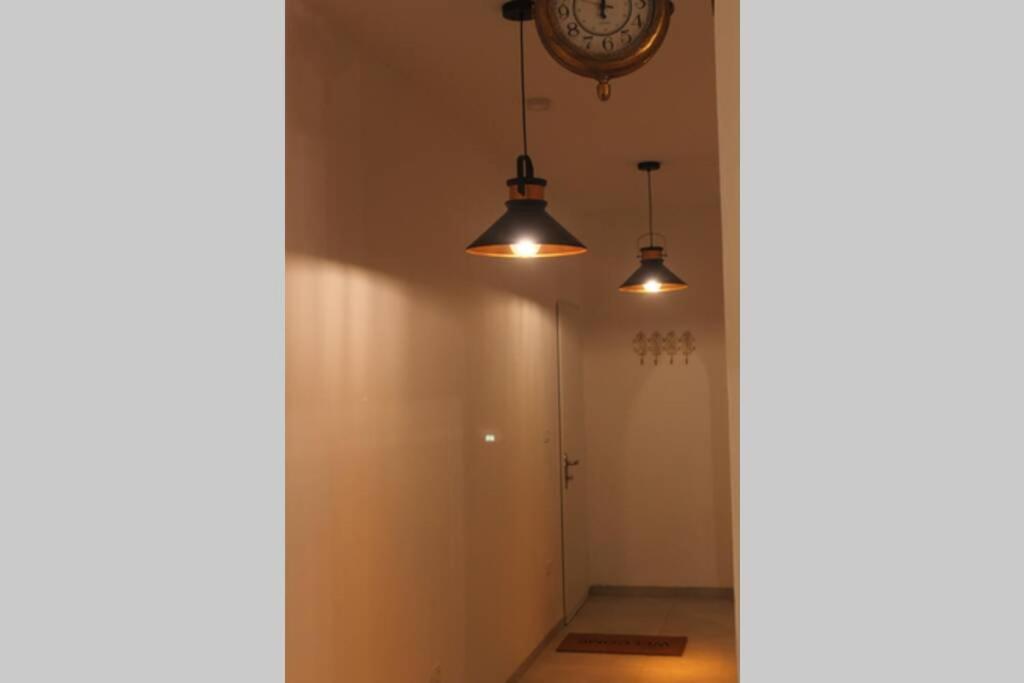 נוף הארבל עם חלון לכינרת Daire Migdal Dış mekan fotoğraf